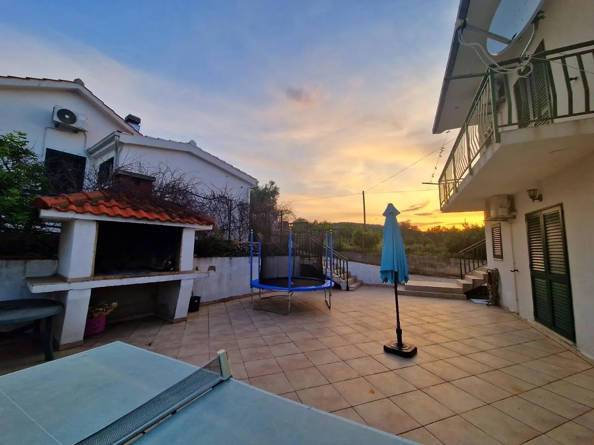 Holiday Home Nino With Amazing Swimming Pool Slatine 0*,